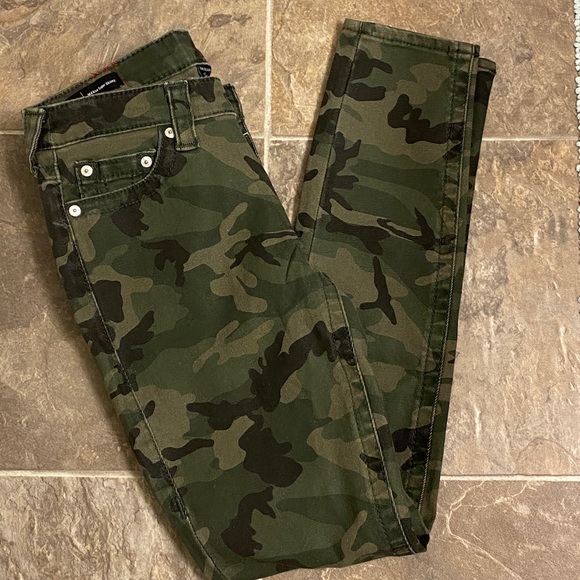 True Religion army green camouflaged Halle super skinny jeans - Picture 4 of 15